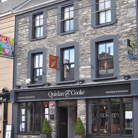 فندق Quinlan & Cooke Boutique Townhouse And Qcs Seafood Restaurant كاهيرسيفين المظهر الخارجي الصورة
