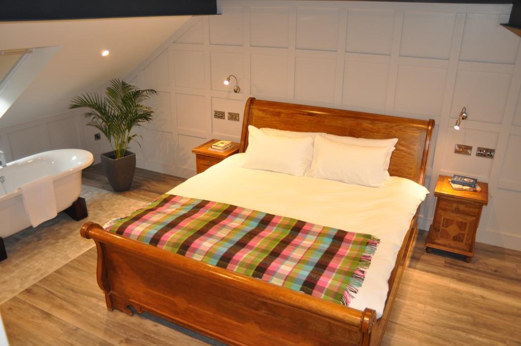فندق Quinlan & Cooke Boutique Townhouse And Qcs Seafood Restaurant كاهيرسيفين المظهر الخارجي الصورة